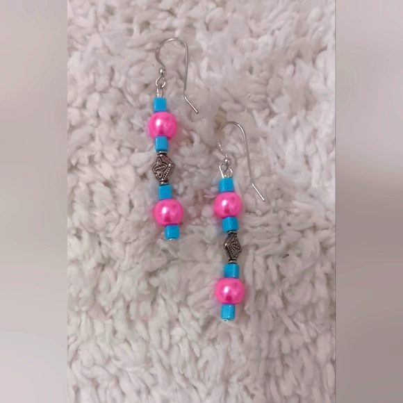 Handcrafted Be A Little Different Glass Beaded Hippy Earrings - Picture 1 of 4